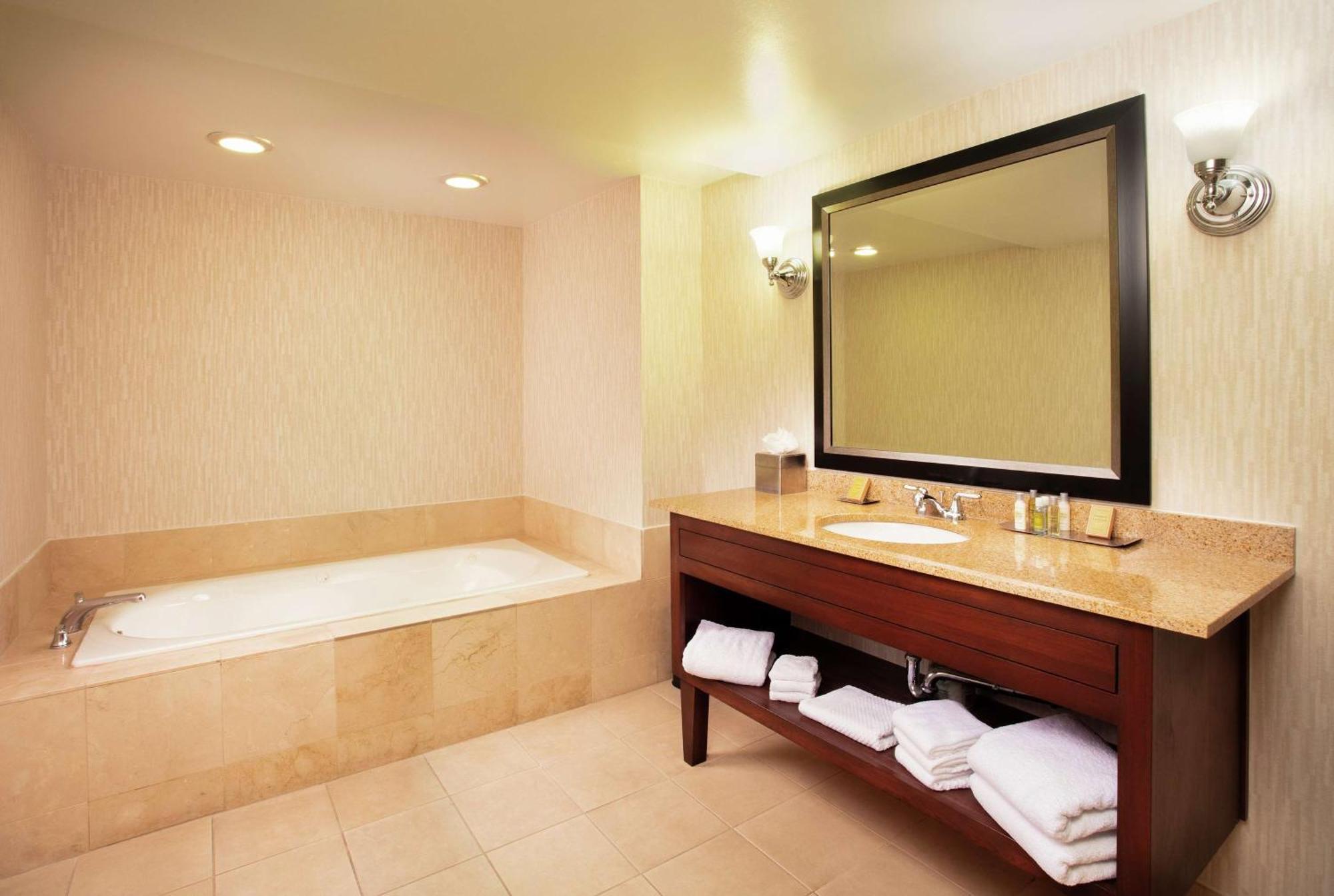 Doubletree By Hilton Hotel Columbia Zewnętrze zdjęcie